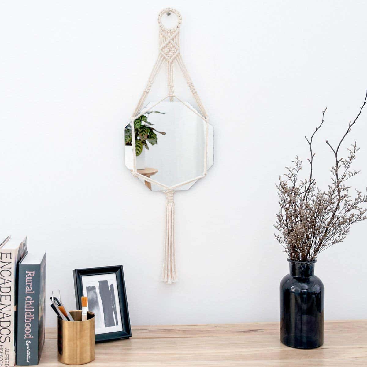 entryway-mirror-macrame