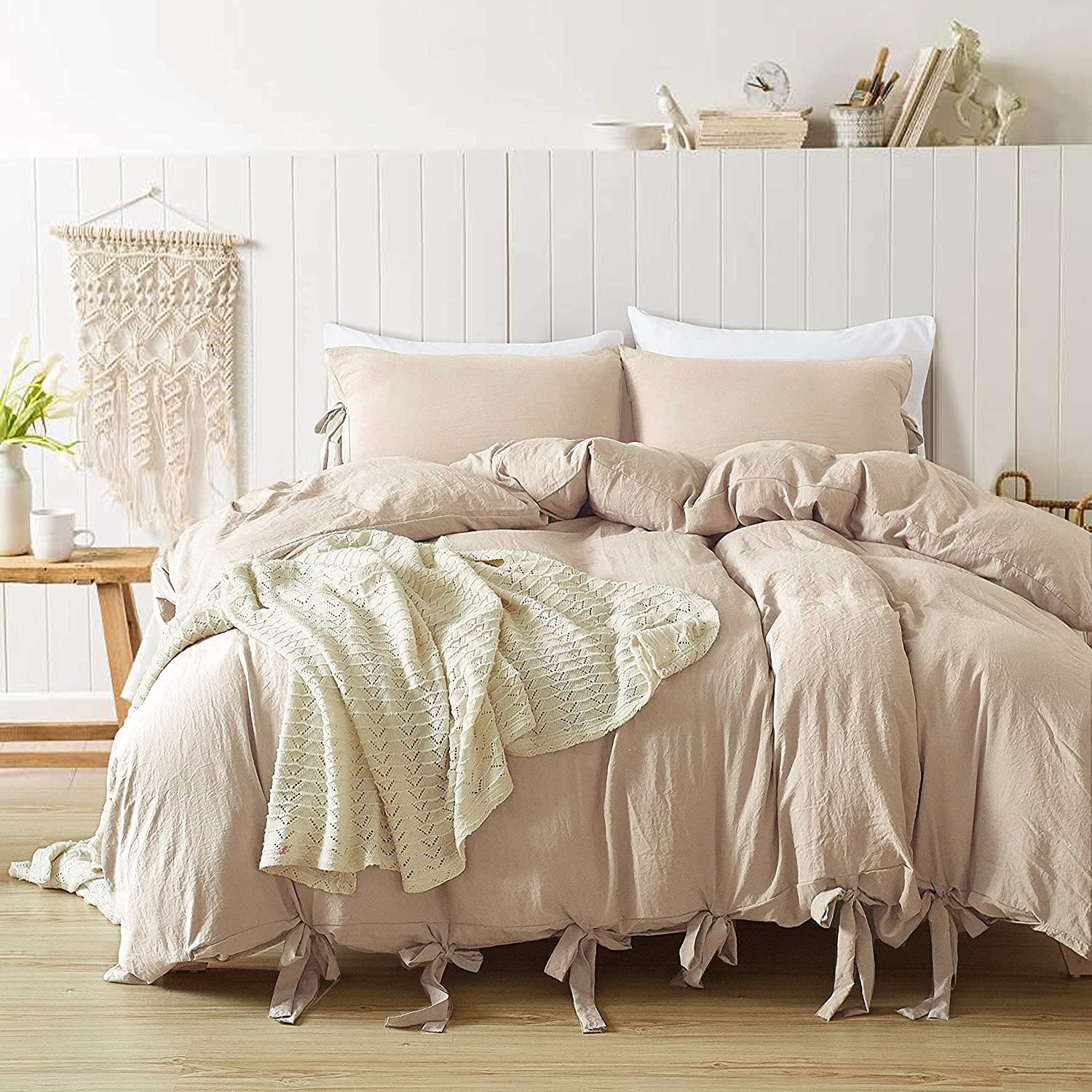 farmhouse-comforter-annadeif