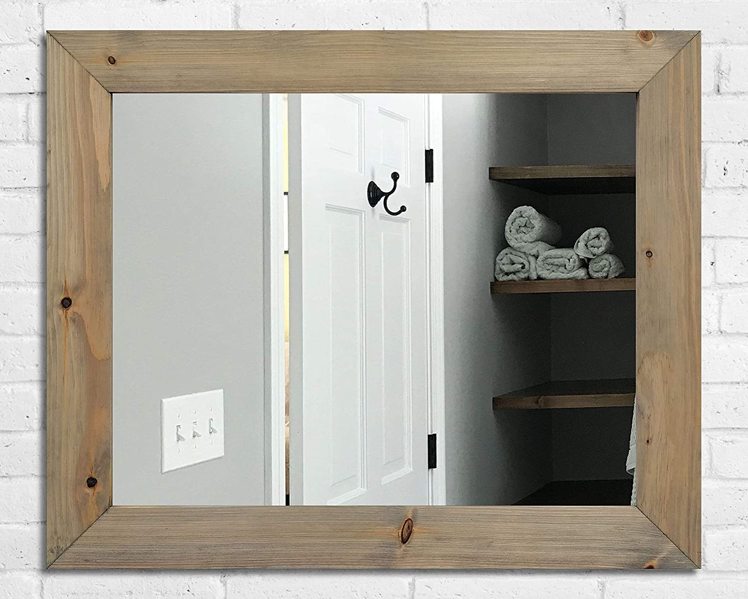 farmhouse-bathroom-decor-mirror