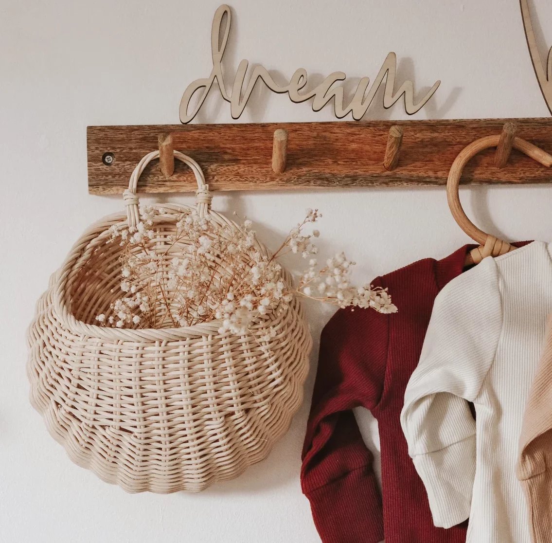 rattan-wall-decor-wicker-basket