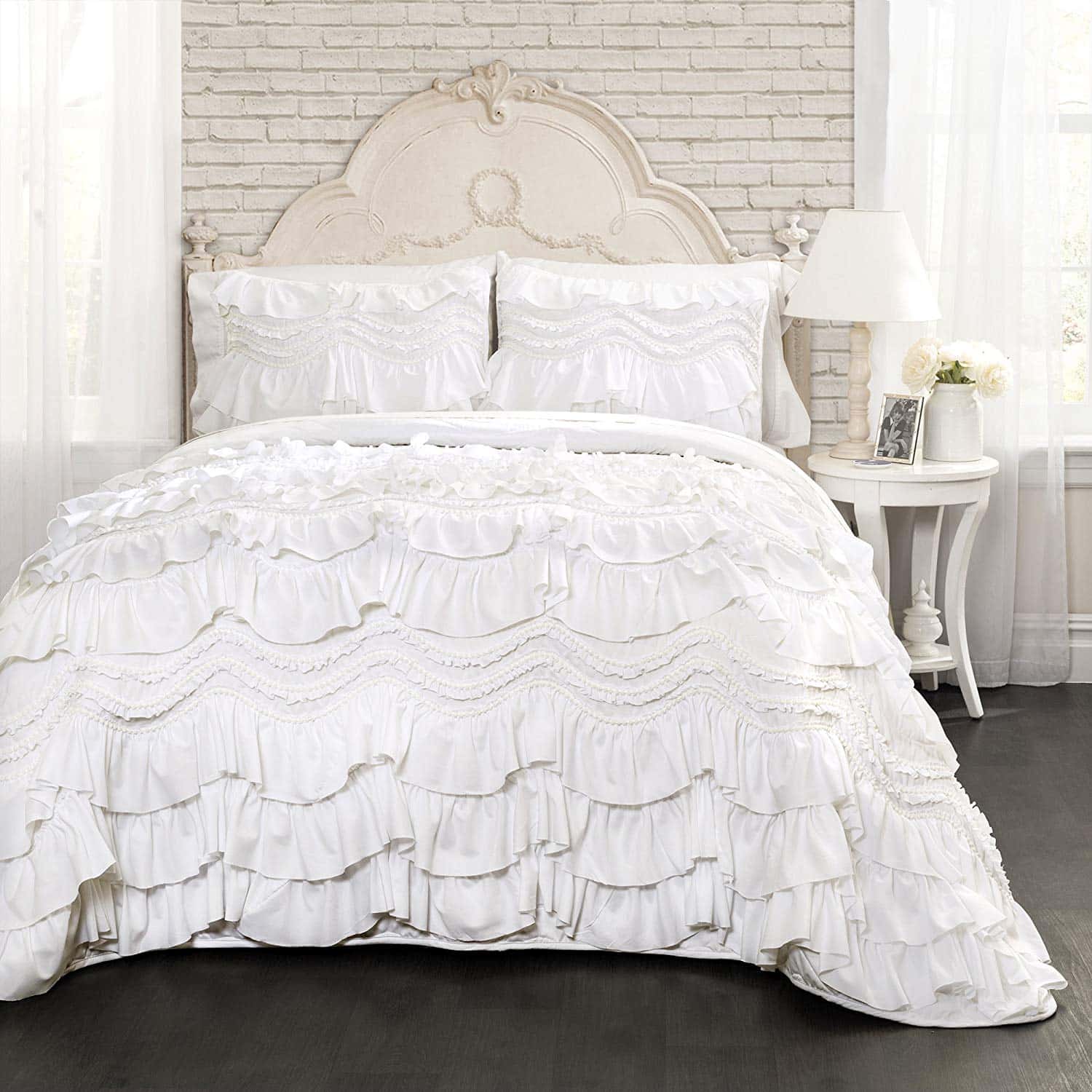 farmhouse-bedding-ruffled