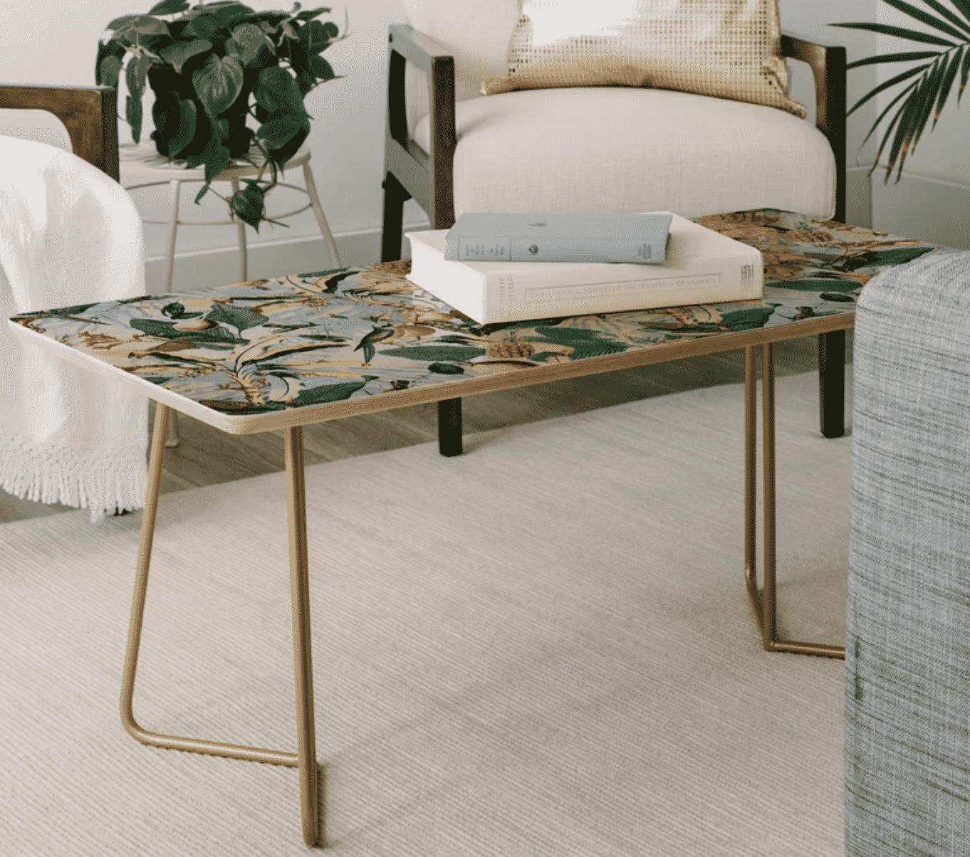  tropical-decor-table-tropical