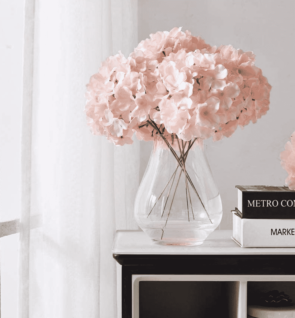 glam-bedroom-ideas-budget-hydrangea 