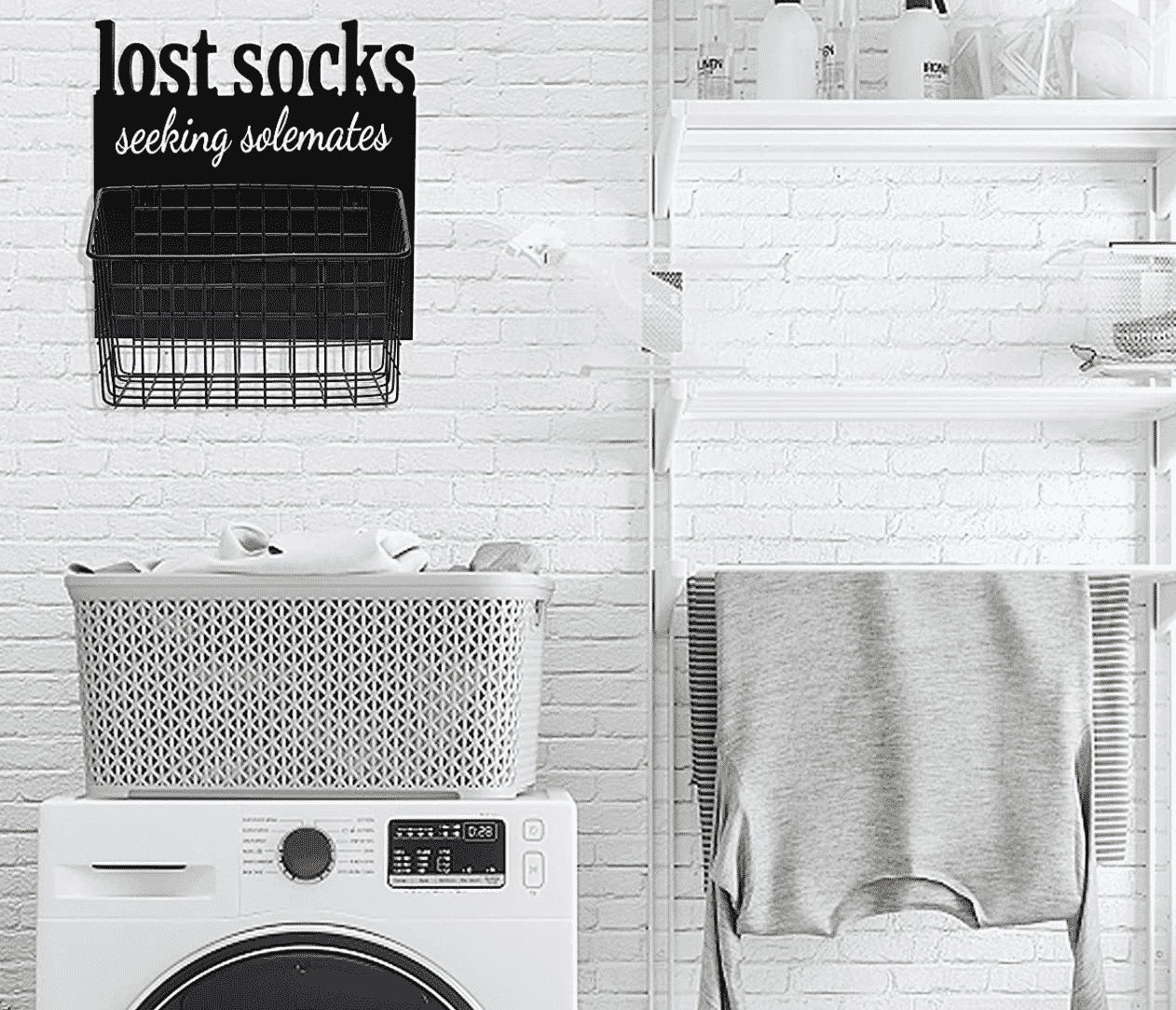 laundry-room-wall-decor-basket